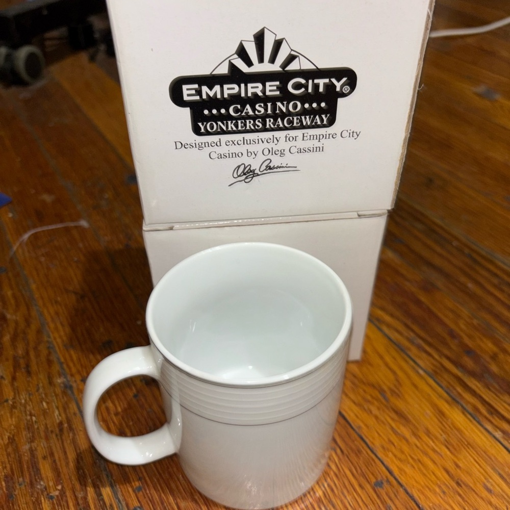 2x Empire City White Ceramic Coffee Mug